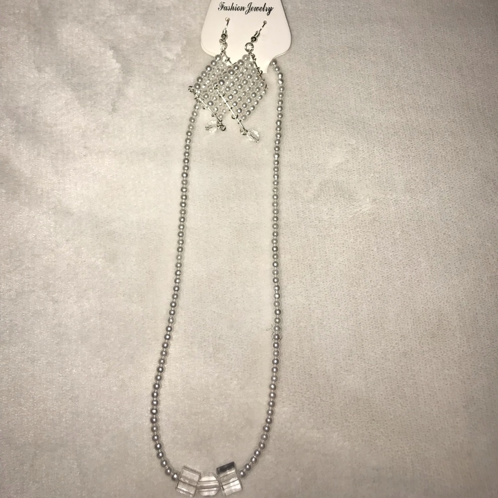 Necklace set
